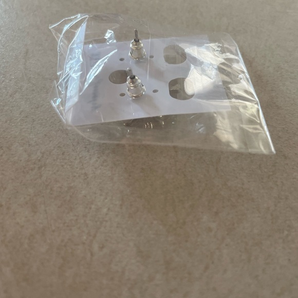 🆕 Silver Glittery Unicorn Earrings 🆕 - Picture 3 of 4